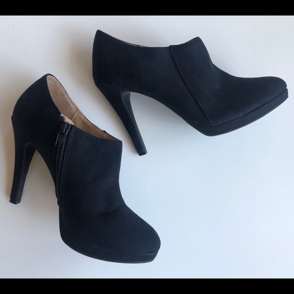 Merona Faux Suade Black Booties